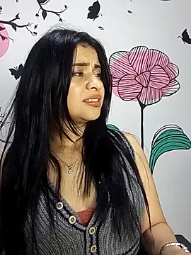 Snapshot of ValerieLove_ chatting on 20, 10, 2025 ValerieLove online show from 20, 10, 2025