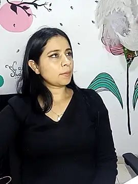 Snapshot of ValerieLove_ chatting on 7, 11, 2025 ValerieLove online show from 7, 11, 2025