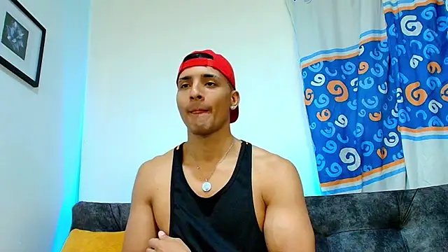 Snapshot of Smith_Fitness chatting on 23, 6, 2026 Smith Fitness online show from 23, 6, 2026