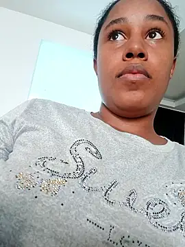 MoniqueMulberry online show from 1, 12, 2025