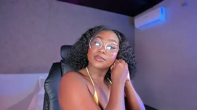 Kishalove  online show from 30, 10, 2025