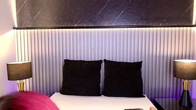 Meganreed  online show from 28, 3, 2026