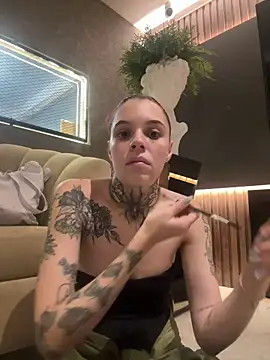 Snapshot of Meganreed_ chatting on 26, 5, 2026 Meganreed online show from 26, 5, 2026