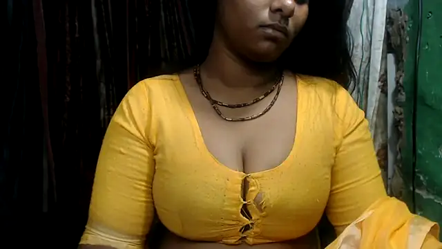 Snapshot of DearKimmi chatting on 4, 3, 2025 DearKimmi online show from 4, 3, 2025