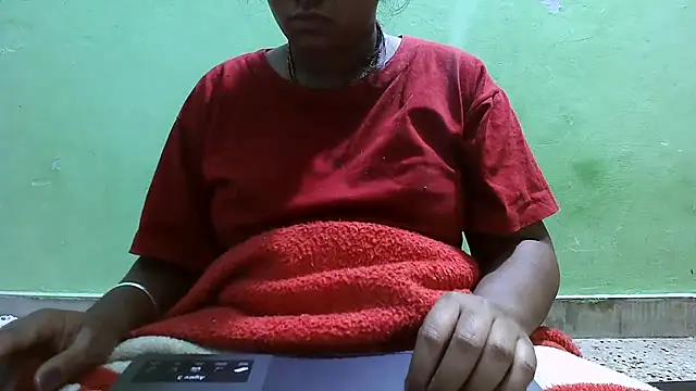 Snapshot of DearKimmi chatting on 20, 11, 2025 DearKimmi online show from 20, 11, 2025