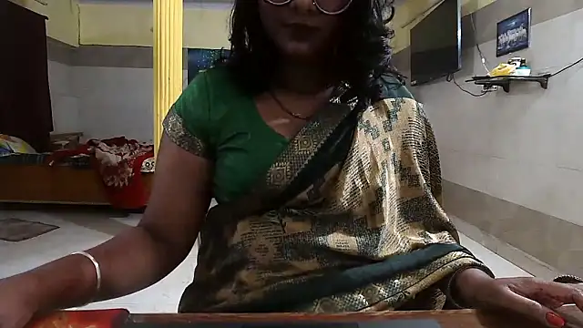 Snapshot of DearKimmi chatting on 9, 2, 2026 DearKimmi online show from 9, 2, 2026
