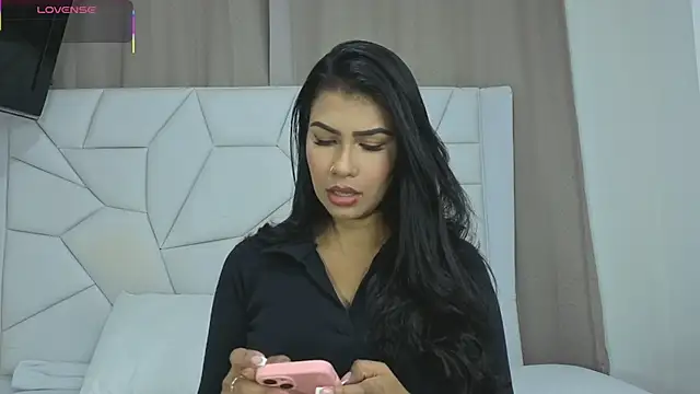 Paulaboterom online show from 12, 11, 2025