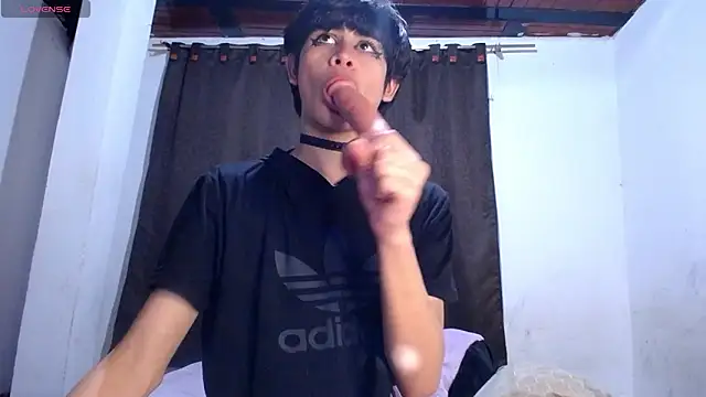 DaraKat18 online show from 14, 12, 2025