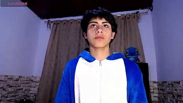 DaraKat18 online show from 8, 1, 2026