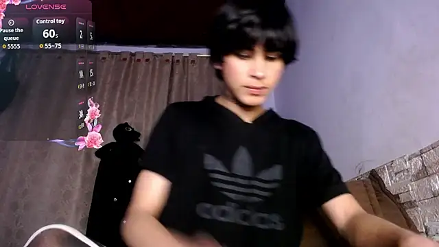 DaraKat18 online show from 3, 2, 2026