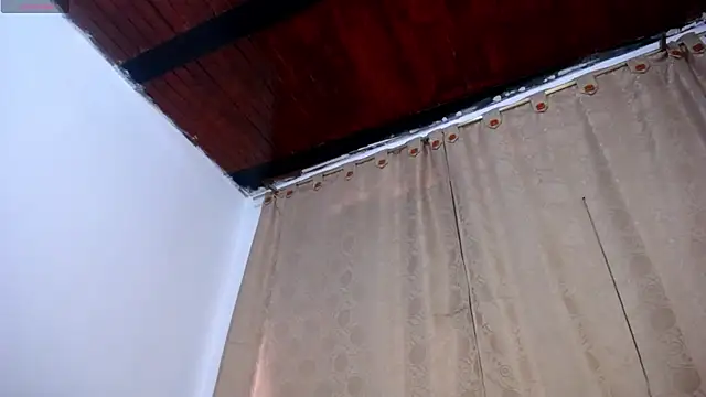 DaraKat18 online show from 11, 4, 2026