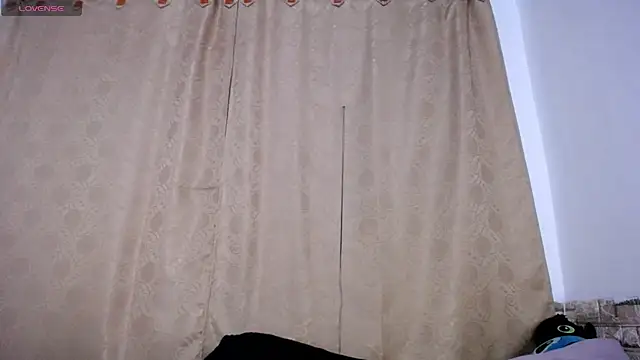 DaraKat18 online show from 21, 4, 2026