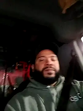 Snapshot of tripping385 chatting on 25, 10, 2025 tripping385 online show from 25, 10, 2025