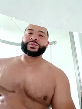 Snapshot of tripping385 chatting on 11, 10, 2025 tripping385 online show from 11, 10, 2025