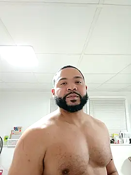 Snapshot of tripping385 chatting on 29, 10, 2025 tripping385 online show from 29, 10, 2025