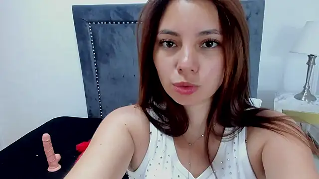 LinaFoxx1 online show from 25, 9, 2025