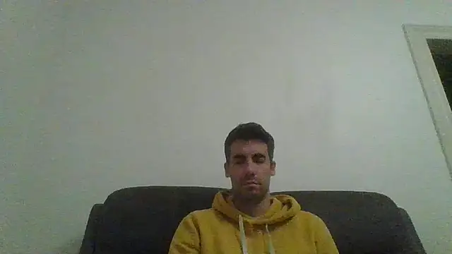 JulioIsHere4you online show from 5, 10, 2025