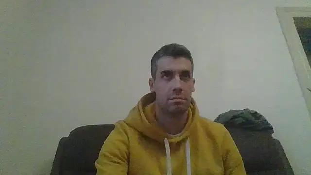 Snapshot of JulioIsHere4you chatting on 22, 12, 2025 JulioIsHere4you online show from 22, 12, 2025
