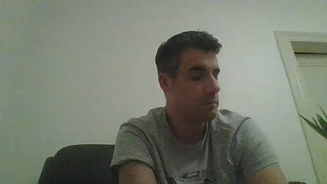 JulioIsHere4you online show from 13, 11, 2025