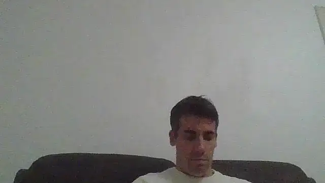 JulioIsHere4you online show from 5, 10, 2025