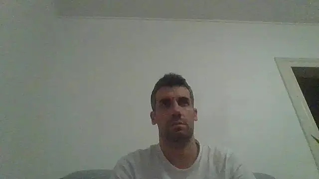 JulioIsHere4you online show from 26, 10, 2025