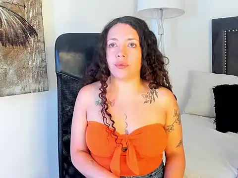 Snapshot of RubyStrong chatting on 12, 2, 2026 RubyStrong online show from 12, 2, 2026