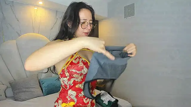 Snapshot of Bella_Sumers chatting on 30, 6, 2026 Bella Sumers online show from 30, 6, 2026