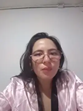 Snapshot of Bella_Sumers chatting on 25, 5, 2026 Bella Sumers online show from 25, 5, 2026