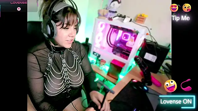 PinkDenial online show from 25, 11, 2025