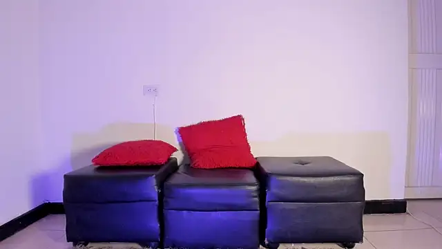 Dark chanel online show from 23, 11, 2025