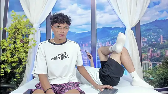 SluttyBoyDuo online show from 16, 9, 2025