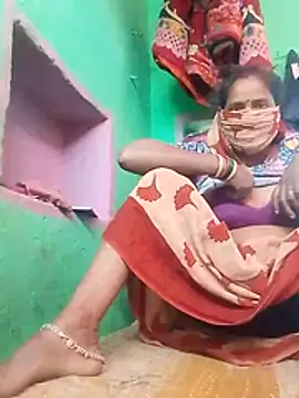 CUTE-004 online show from 7, 11, 2025