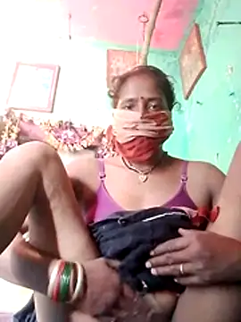 CUTE-004 online show from 16, 10, 2025