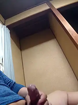 Snapshot of TOKUDAVN94 chatting on 15, 4, 2026 TOKUDAVN94 online show from 15, 4, 2026