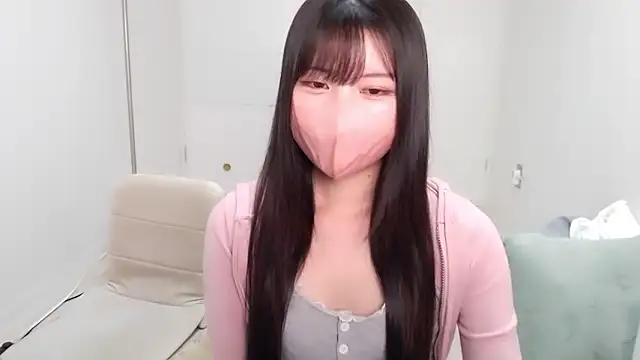 Snapshot of moka-neko chatting on 12, 11, 2025 moka-neko online show from 12, 11, 2025