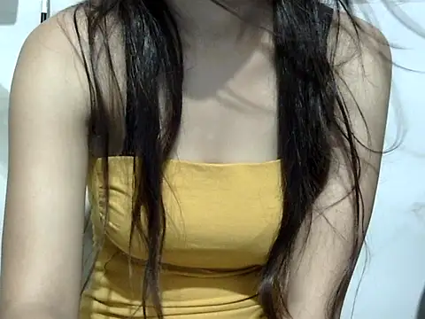 Snapshot of SEXYGUDIYA chatting on 10, 9, 2025 SEXYGUDIYA online show from 10, 9, 2025