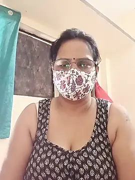 Snapshot of Your-vipasha chatting on 4, 7, 2026 Your-vipasha online show from 4, 7, 2026