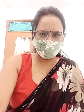 Snapshot of Your-vipasha chatting on 5, 5, 2026 Your-vipasha online show from 5, 5, 2026