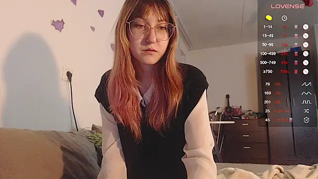 Snapshot of ohmycheryl chatting on 6, 11, 2025 ohmycheryl online show from 6, 11, 2025