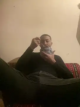 Snapshot of Hehjehjeqll chatting on 3, 4, 2026 Hehjehjeqll online show from 3, 4, 2026