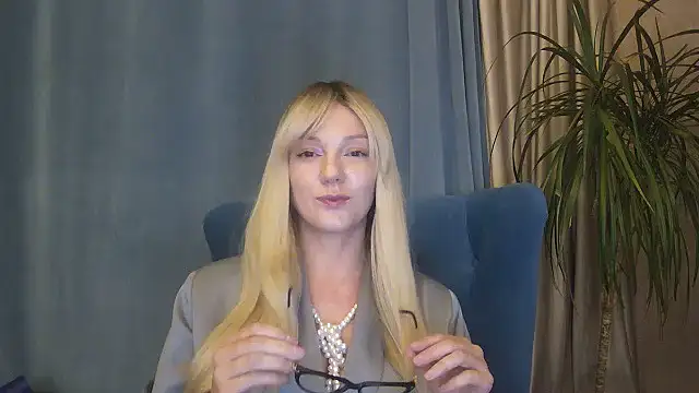 Zurelis online show from 6, 11, 2025