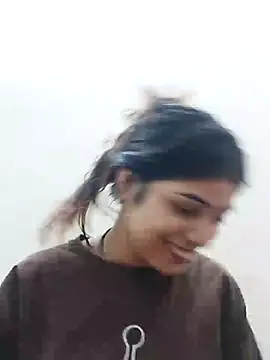 Snapshot of Khushi-Chaudhary chatting on 10, 10, 2025 Khushi-Chaudhary online show from 10, 10, 2025