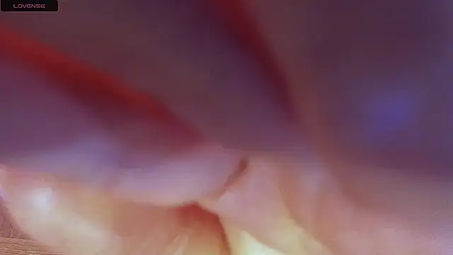 Snapshot of Angelina_Goley chatting on 8, 10, 2025 Angelina Goley online show from 8, 10, 2025