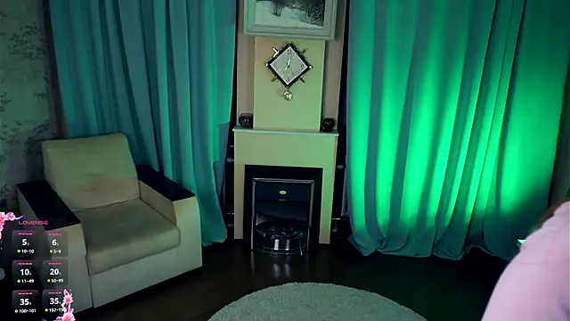 ShariTietge online show from 26, 10, 2025