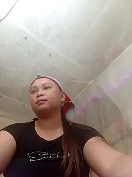 -Kitty-92 online show from 23, 10, 2025