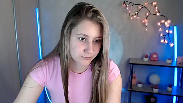 Snapshot of Milka_kamila chatting on 3, 6, 2026 Milka kamila online show from 3, 6, 2026