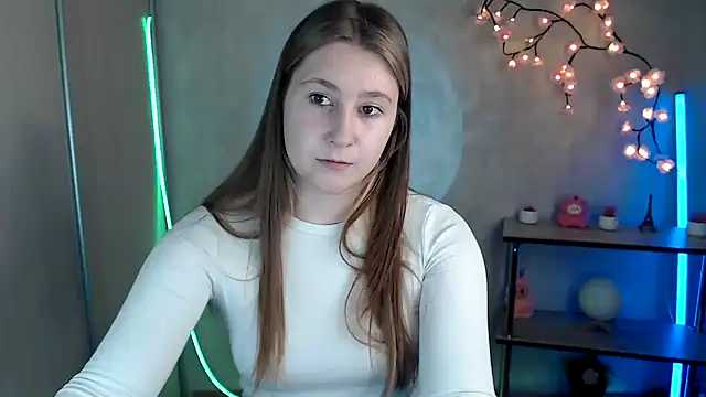 Snapshot of Milka_kamila chatting on 8, 6, 2026 Milka kamila online show from 8, 6, 2026