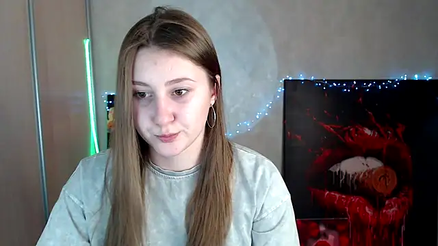 Snapshot of Milka_kamila chatting on 4, 5, 2026 Milka kamila online show from 4, 5, 2026