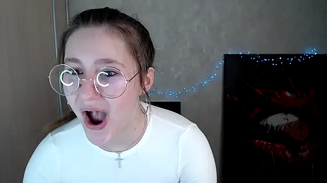 Milka kamila online show from 3, 4, 2026