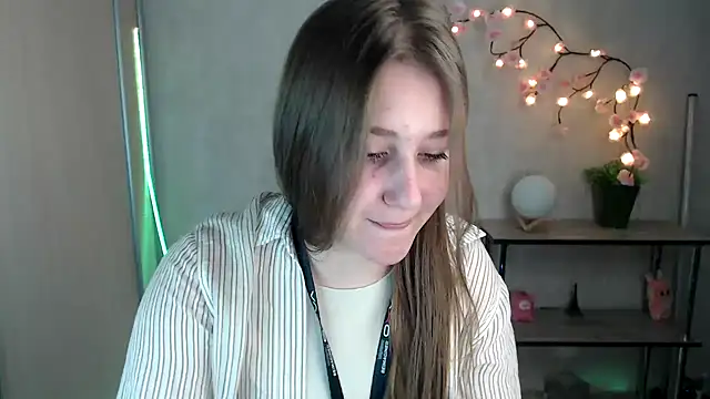 Snapshot of Milka_kamila chatting on 22, 5, 2026 Milka kamila online show from 22, 5, 2026